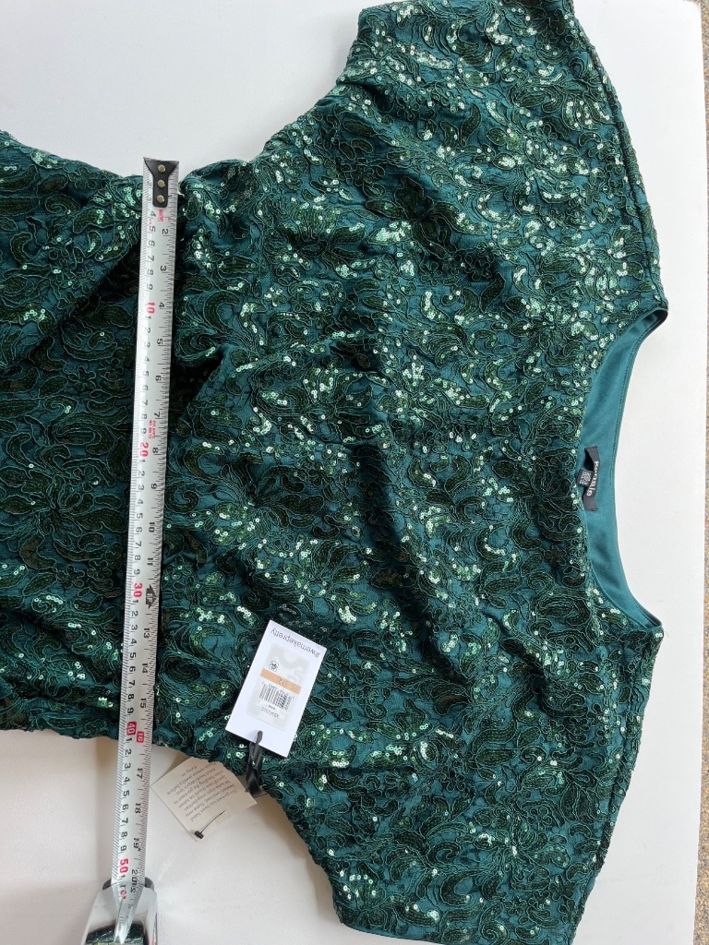Kensie Emerald Green Sequin Lace Sheath Dress Size 12 NWT - Picture 10 of 16